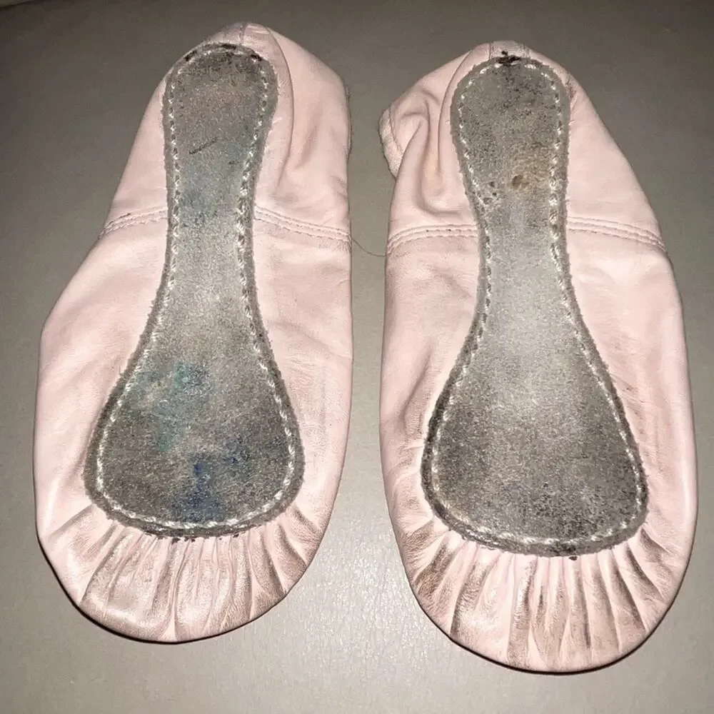 🩰 Capezio 205C Daisy Pink Leather Ballet Slippers - Size 11.5 M
